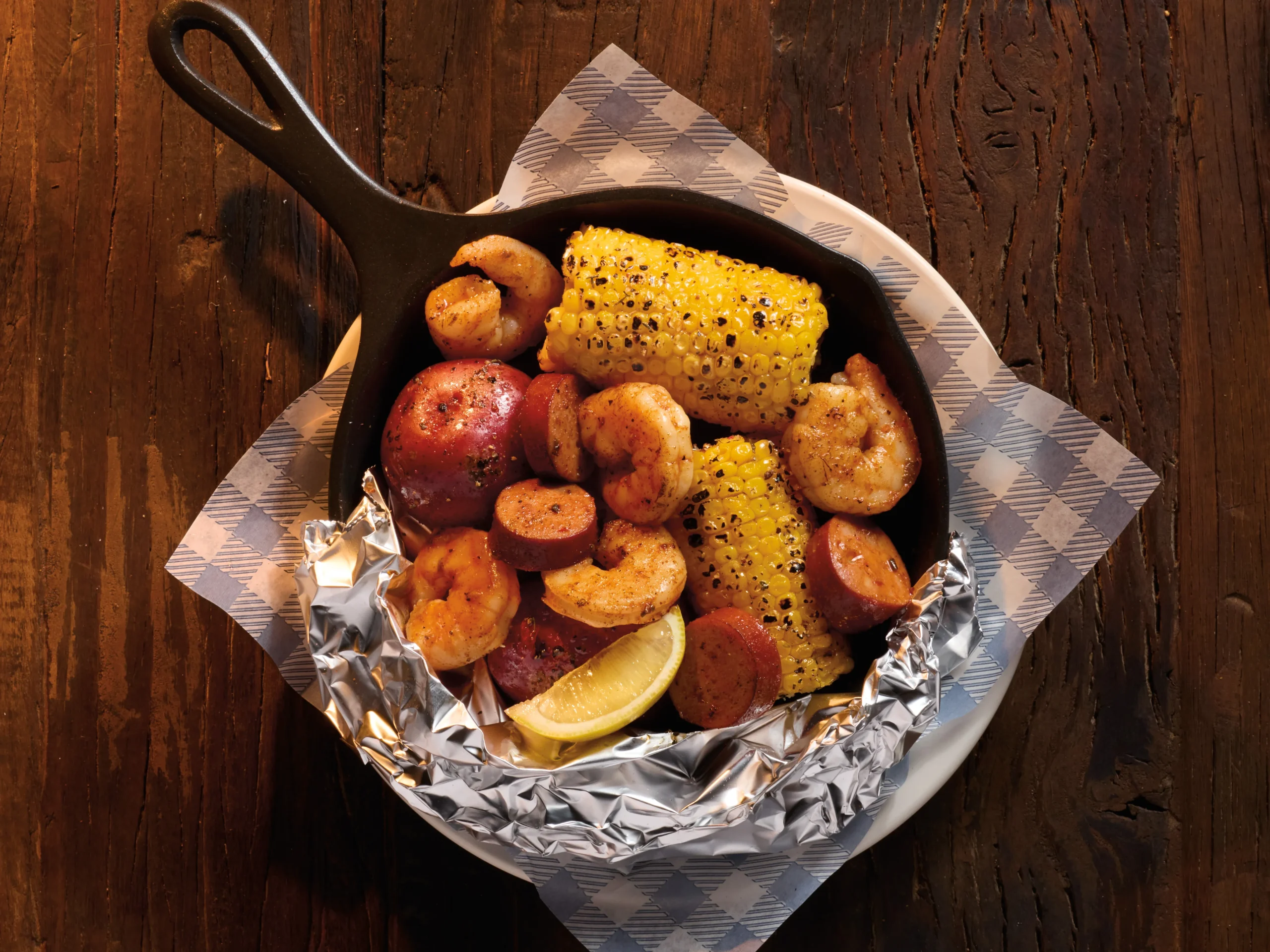 83516971007-cracker-barrel-campfire-shrimp-skillet